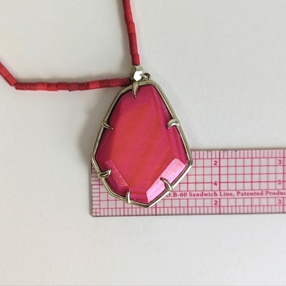 Kendra Scott Beatrix Unbanded Pink Agate Long Pendant Statement Necklace - Picture 8 of 11